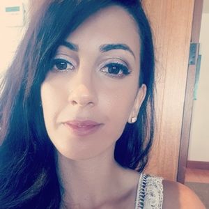 Meet your Posher, Dee